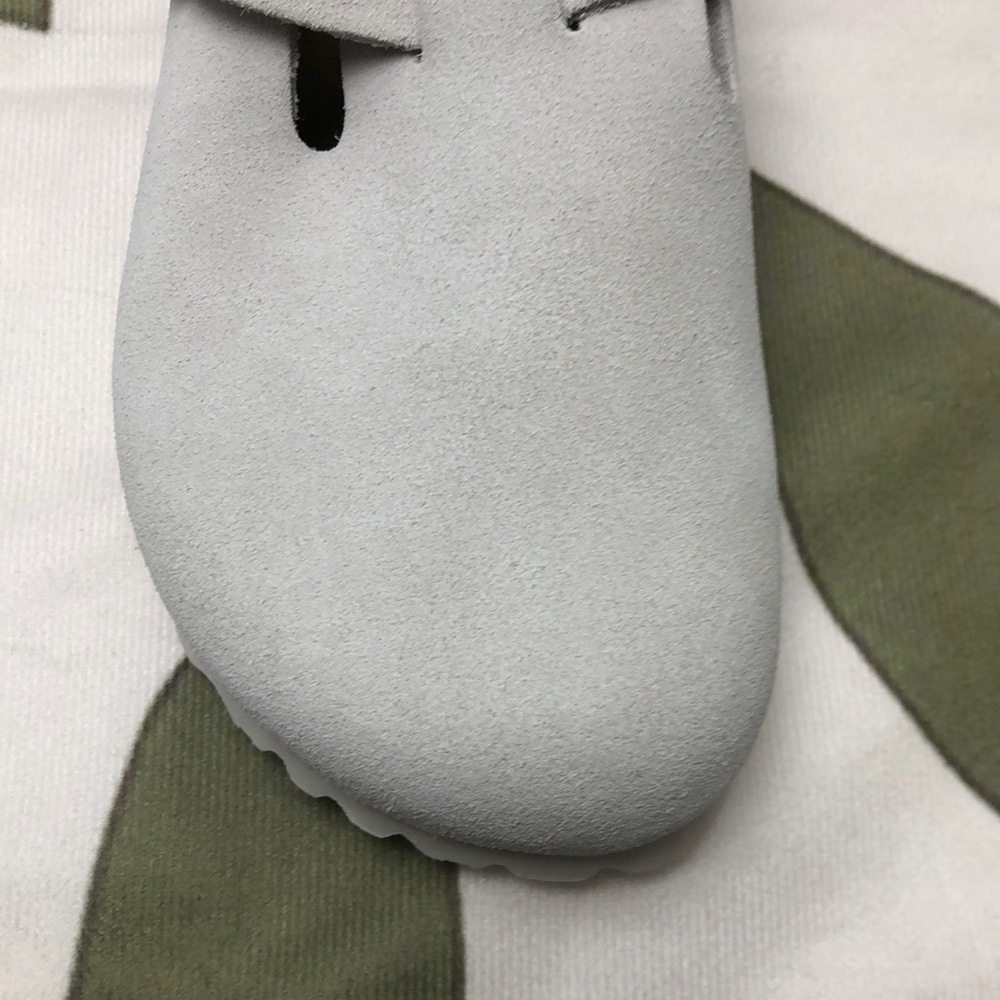 NWT Women's White Suede Birkenstock Boston Shoes - Narrow Fit - Picture 7 of 8